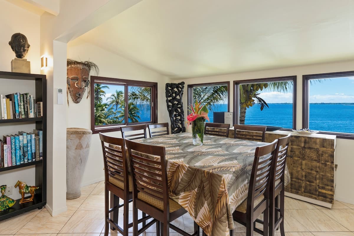 Home in Hilo · ★5.0 · 3 bedrooms · 4 beds · 2 baths - Photo 5