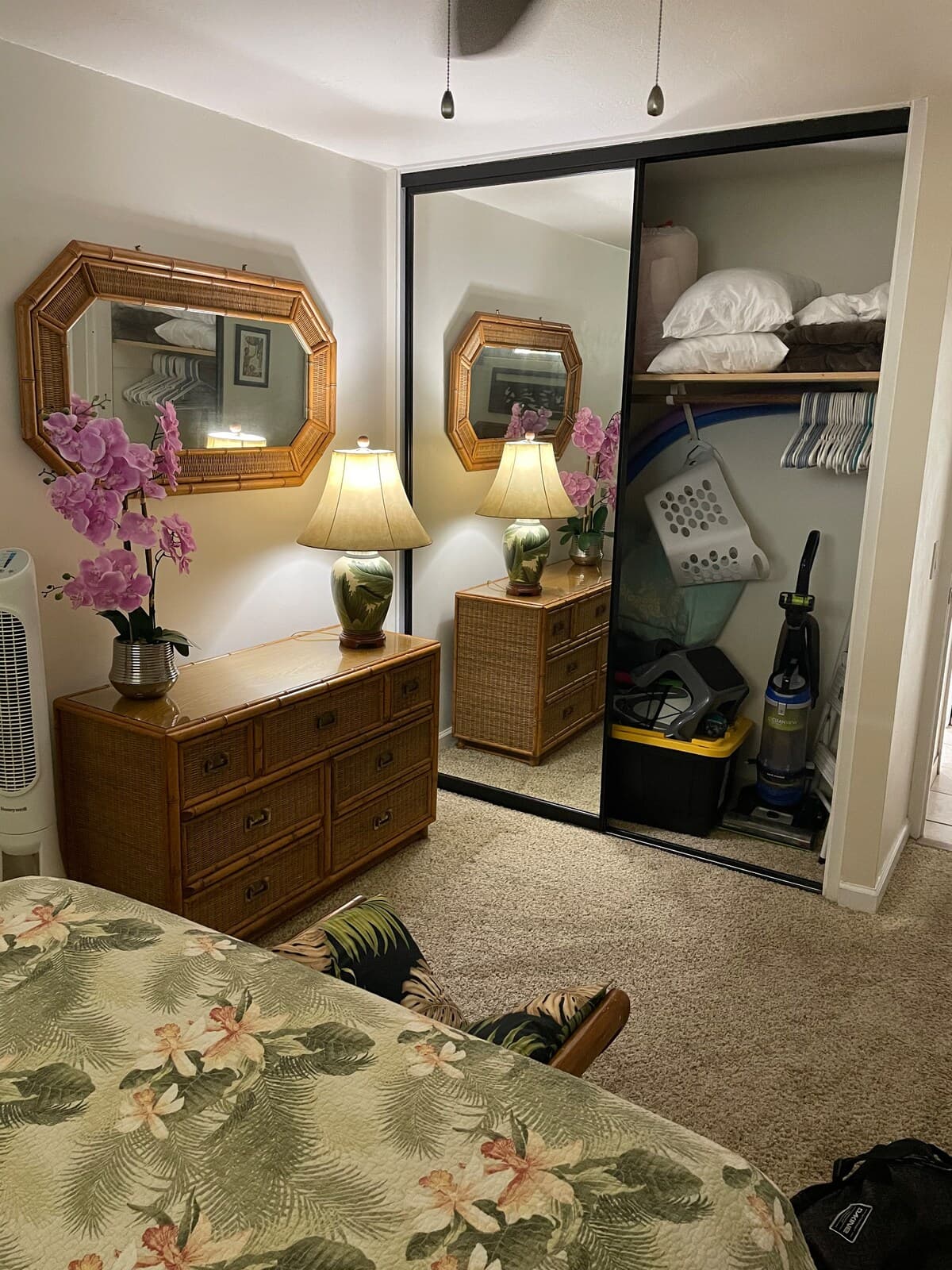 Condo in Lahaina · ★4.93 · 1 bedroom · 3 beds · 1 private bath - Photo 3