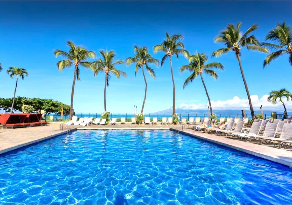 Condo in Lahaina · ★4.83 · Studio · 2 beds · 1 private bath - Photo 3