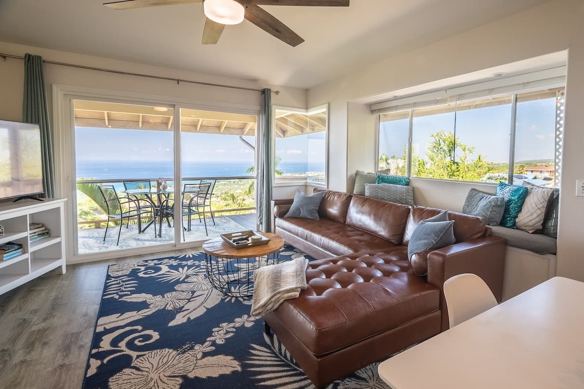 Home in Kailua-Kona · ★4.97 · 2 bedrooms · 2 beds · 1.5 baths - Photo 1