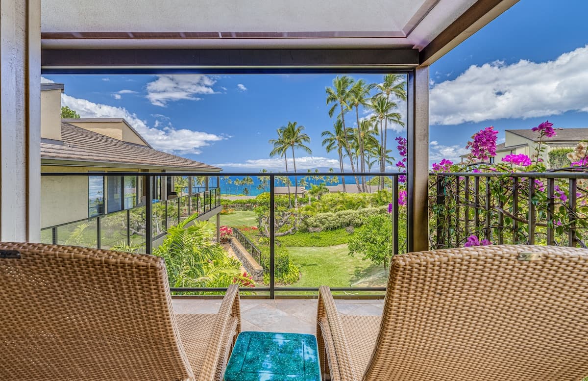 Condo in Wailea · ★4.67 · 2 bedrooms · 3 beds · 2 baths - Photo 1