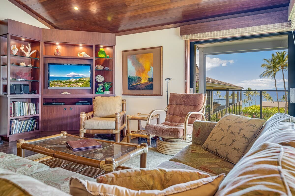 Condo in Wailea · ★4.67 · 2 bedrooms · 3 beds · 2 baths - Photo 2