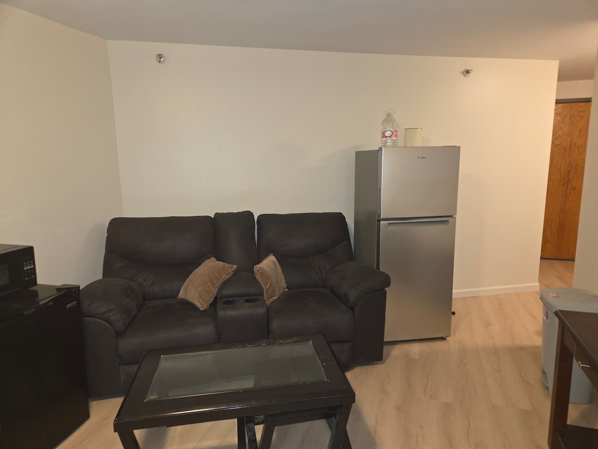Downtown Honolulu Apt with free parking. - Photo 2