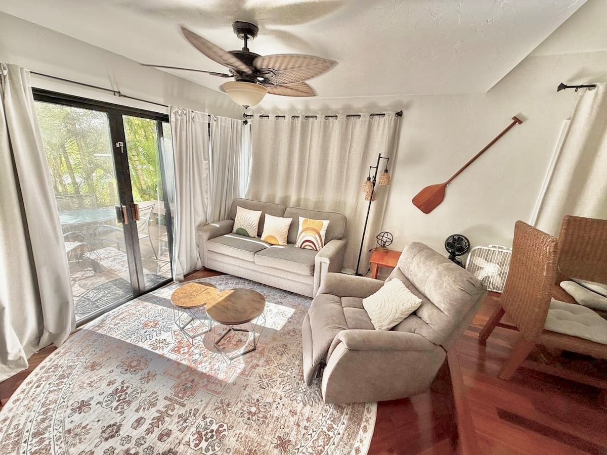 Condo in Princeville · ★4.85 · 1 bedroom · 2 beds · 1 private bath - Photo 4