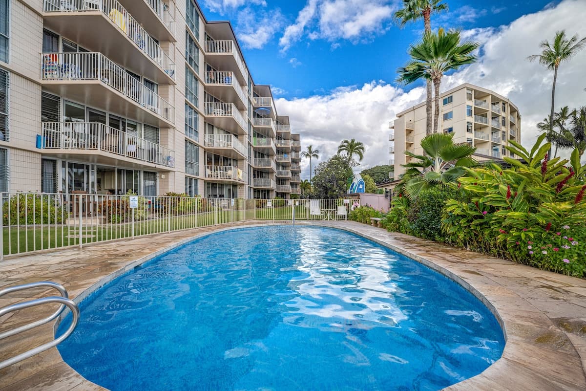 Condo in Kihei · ★4.57 · 2 bedrooms · 3 beds · 2 baths - Photo 5