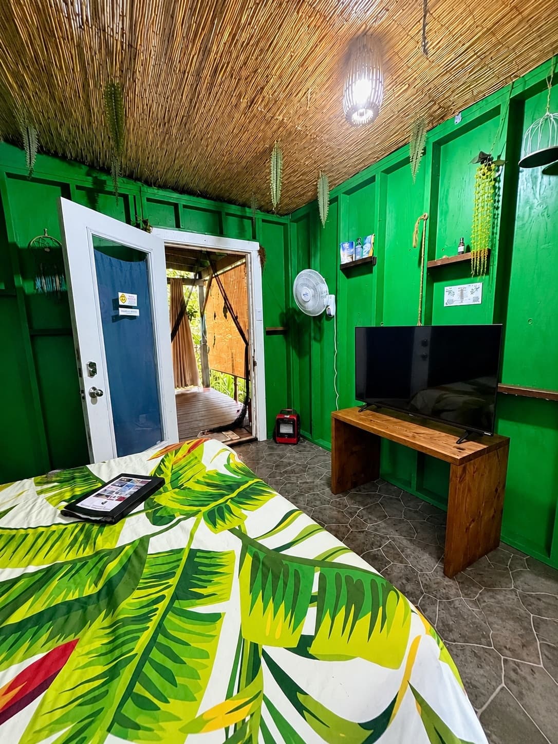 Cabin in Mountain View · ★4.88 · 1 bedroom · 1 bed · 1 private bath - Photo 3