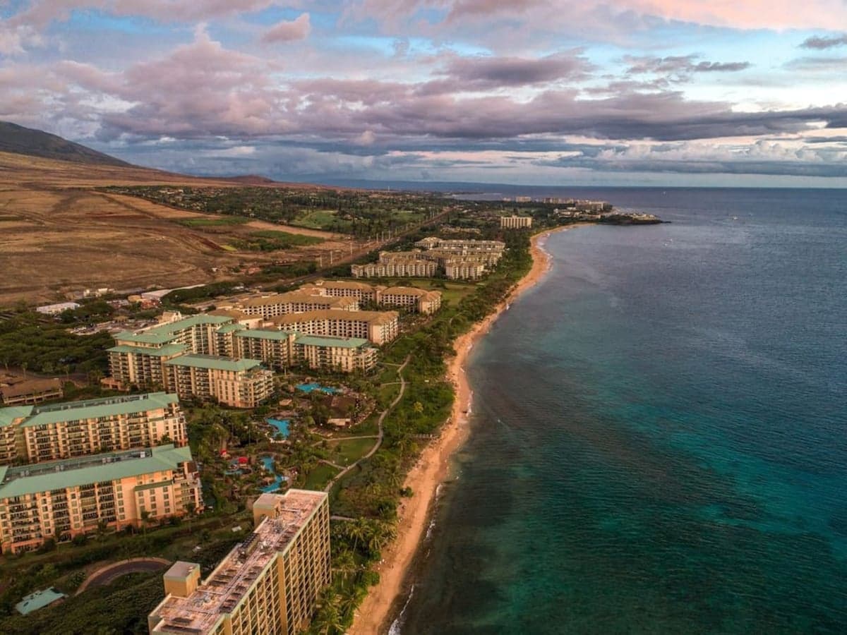 Condo in Lahaina · ★4.6 · 1 bedroom · 2 beds · 1 bath - Photo 1