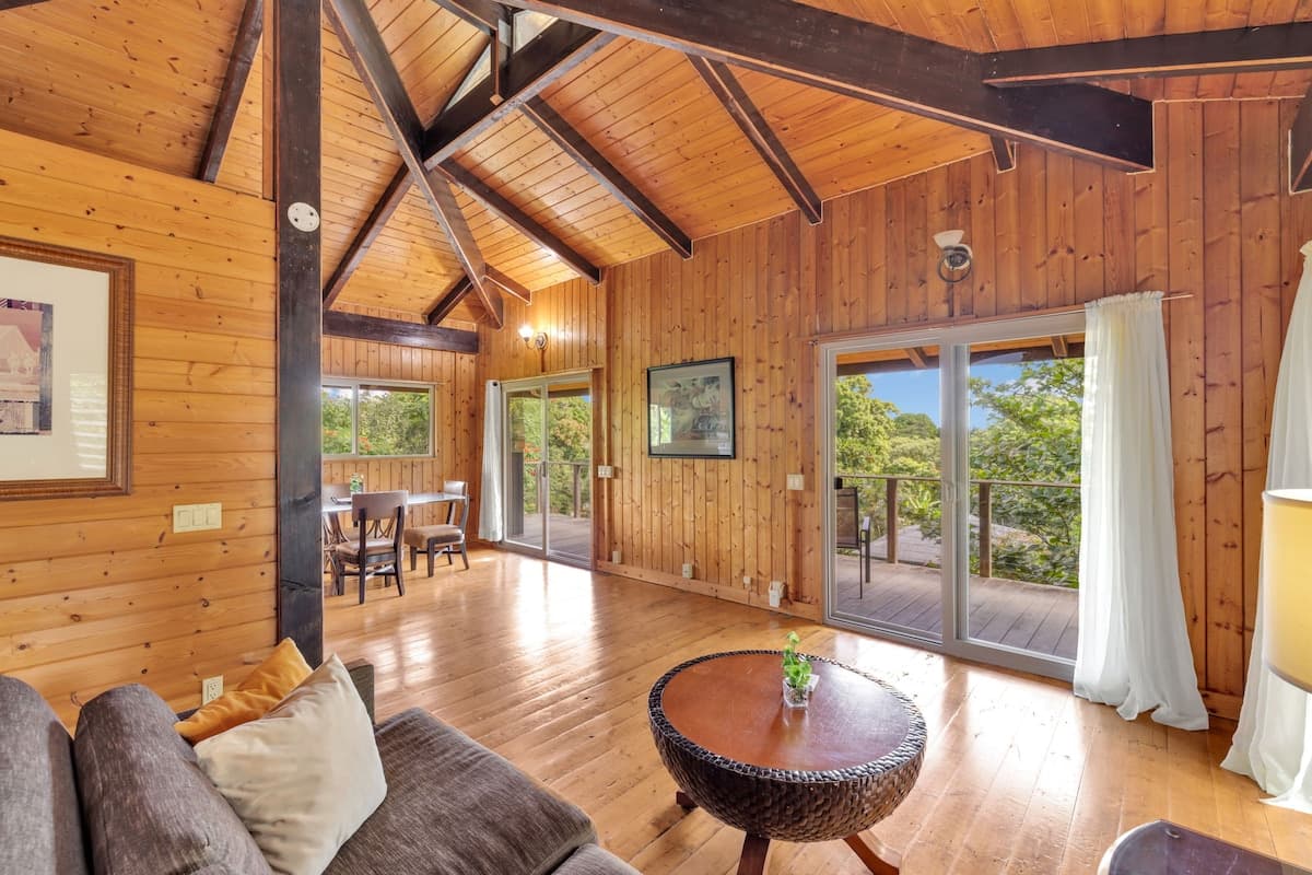 Stay in Hana Upstairs - Photo 4