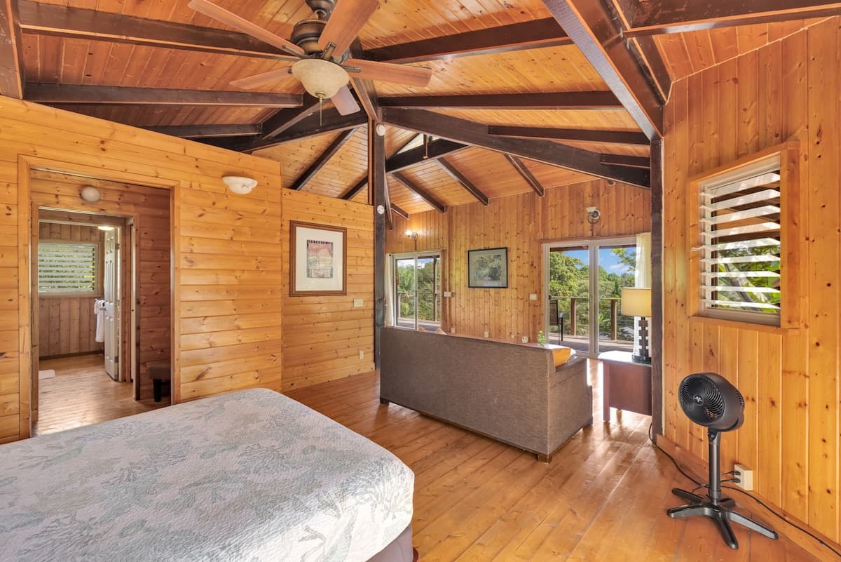Stay in Hana Upstairs - Photo 1