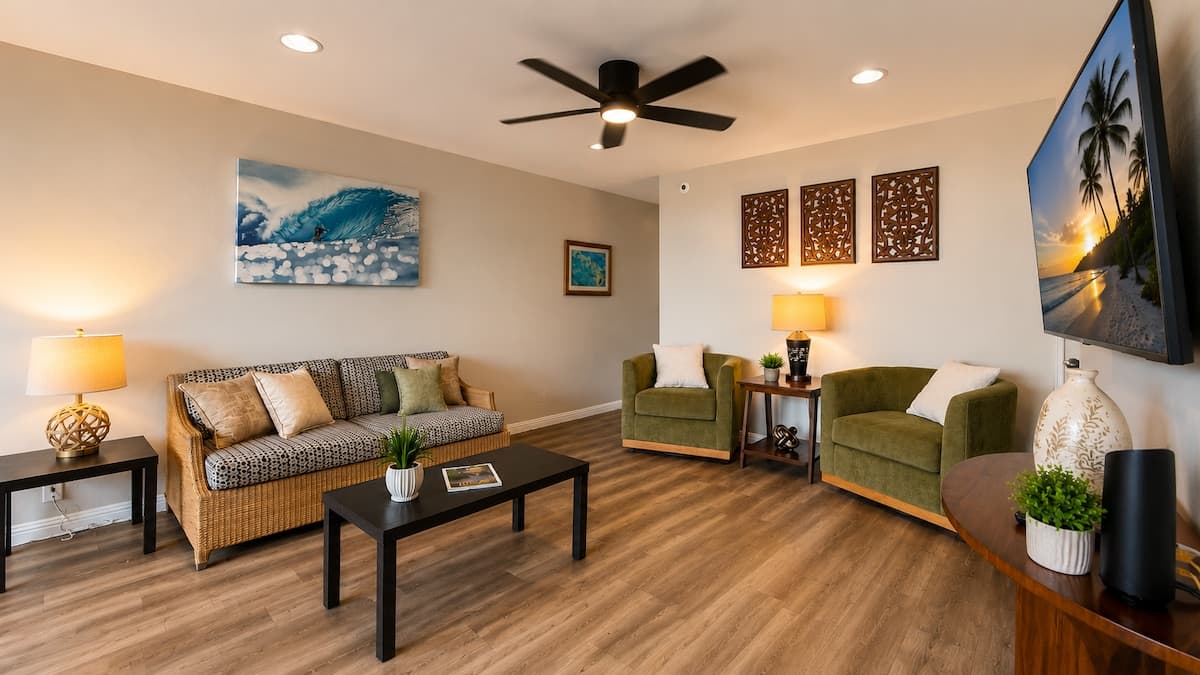 Condo in Kihei · ★4.8 · 1 bedroom · 2 beds · 1 private bath - Photo 5
