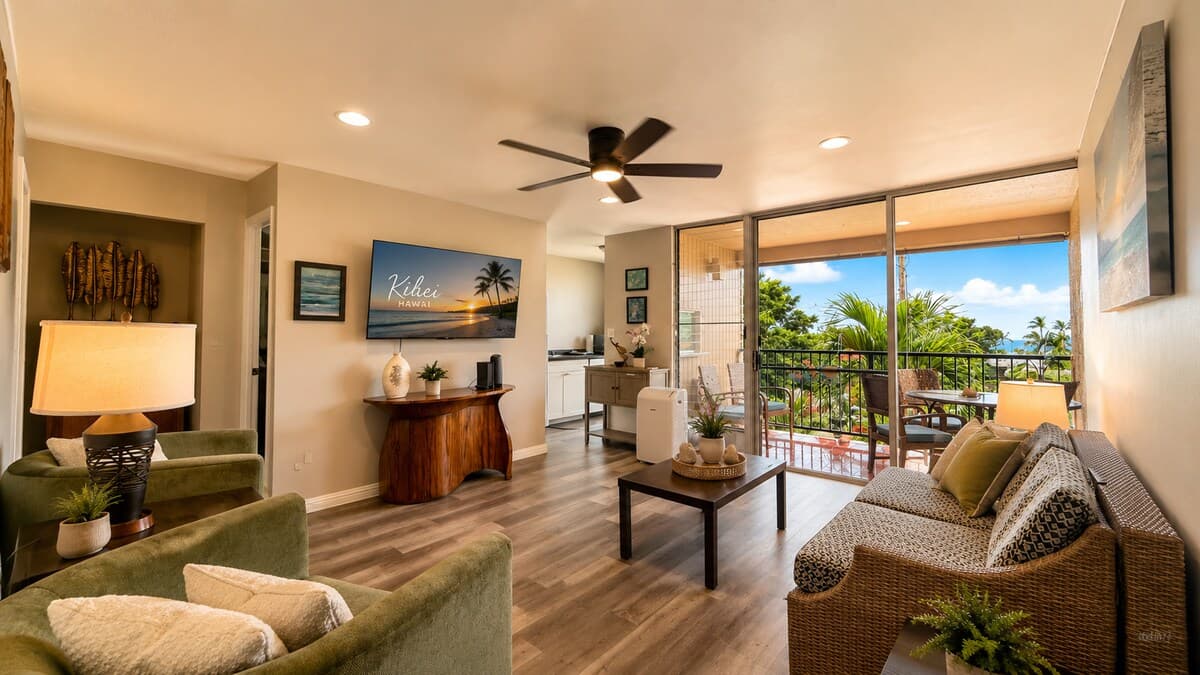 Condo in Kihei · ★4.8 · 1 bedroom · 2 beds · 1 private bath - Photo 2