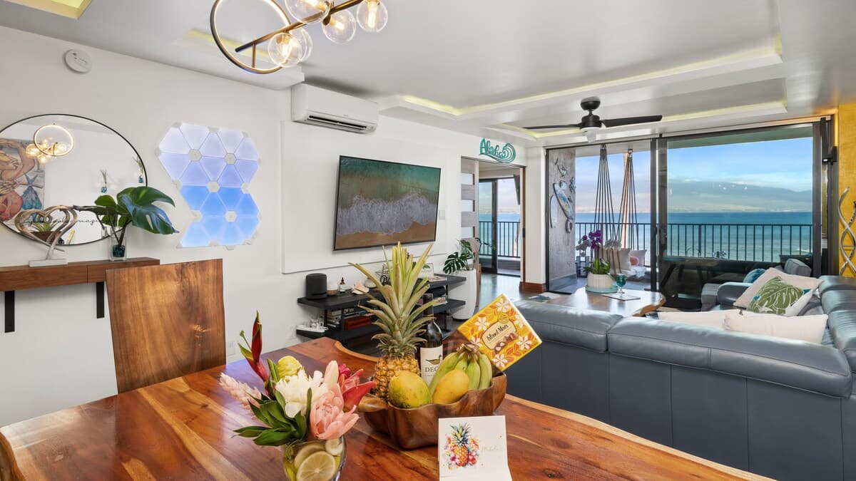 Condo in Wailuku · ★4.97 · 2 bedrooms · 3 beds · 2 baths - Photo 4