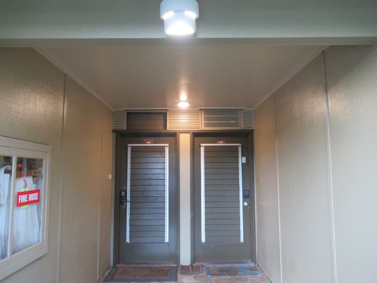 Condo in Lahaina · ★4.91 · 2 bedrooms · 4 beds · 2 baths - Photo 1