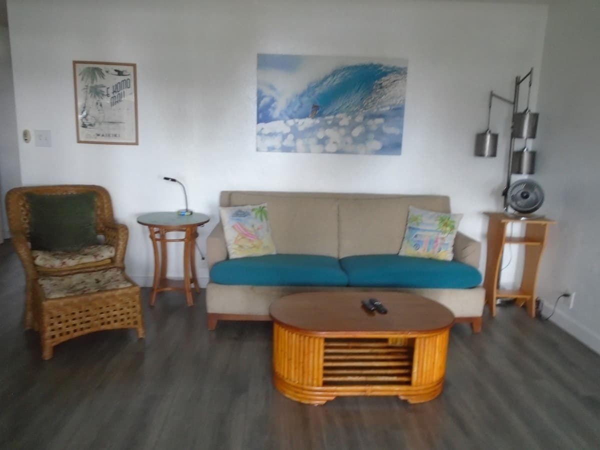 Condo in Kihei · ★4.57 · 2 bedrooms · 1 bed · 2 baths - Photo 2