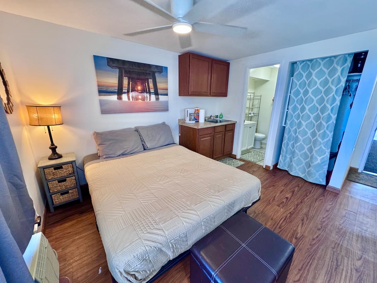1105 Early Check in! Phenomenal VIEWS! - Photo 1