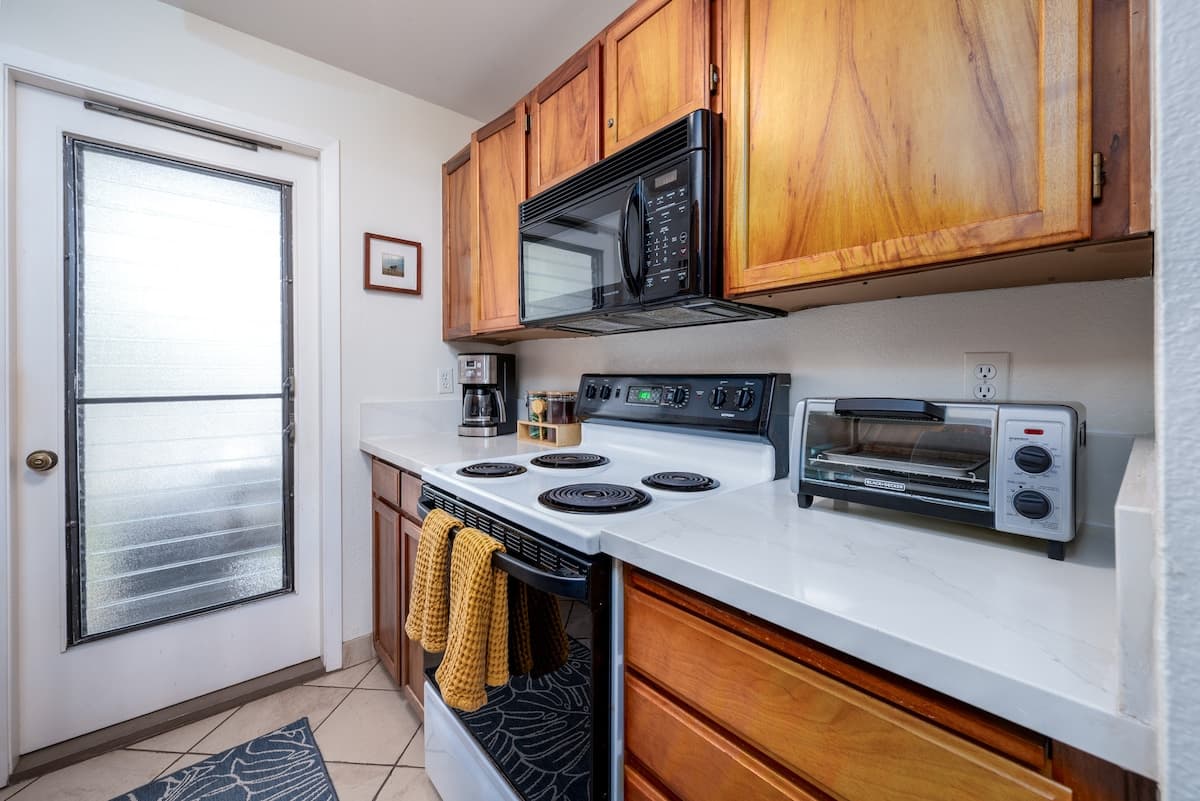 Condo in Kihei · ★4.92 · 1 bedroom · 2 beds · 2 baths - Photo 1