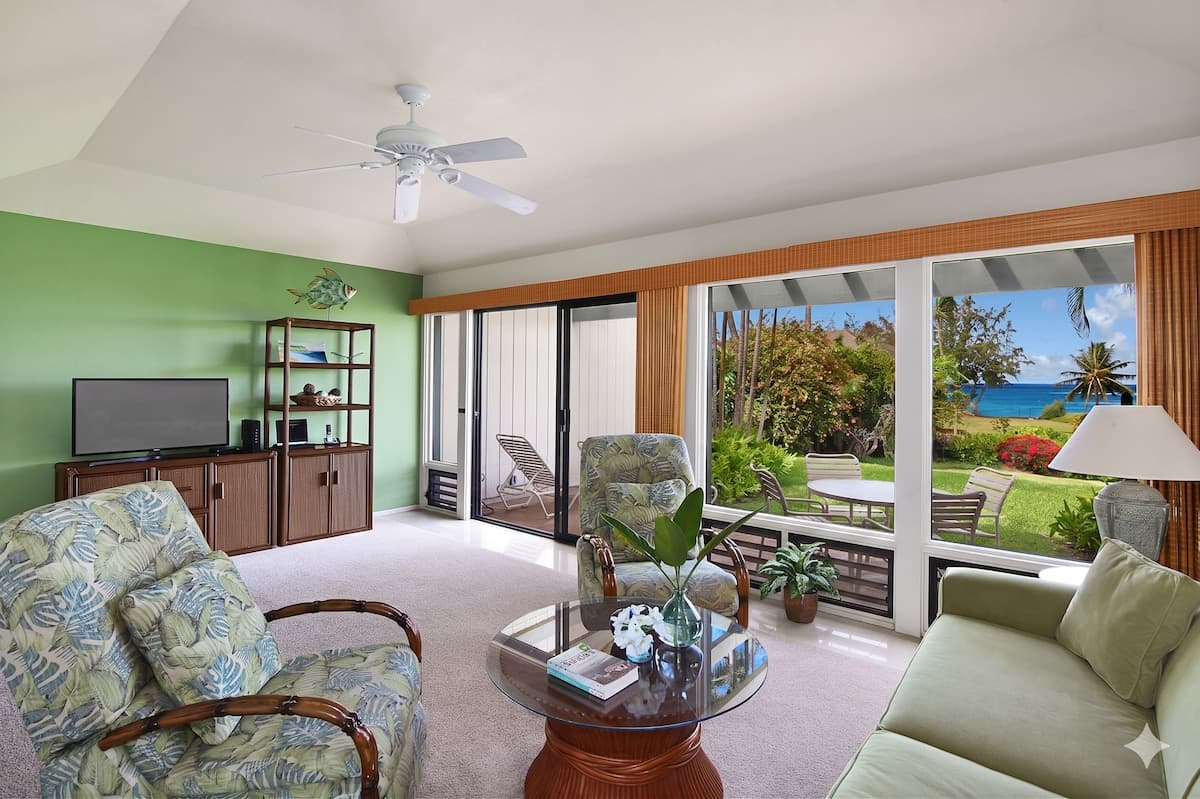 Condo in Koloa · ★5.0 · 1 bedroom · 1 bed · 2 baths - Photo 2