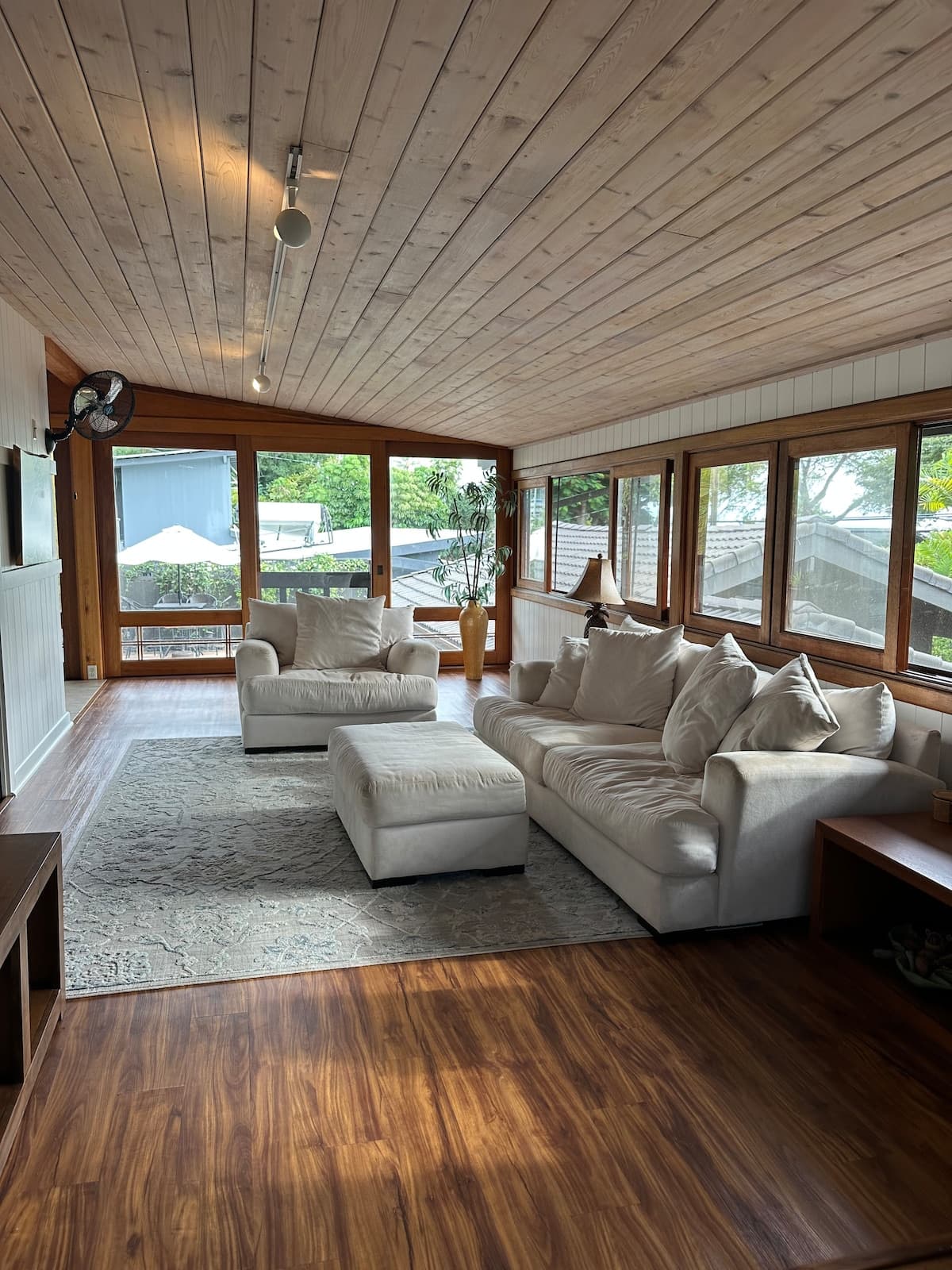 Home in Kailua-Kona · ★4.98 · 4 bedrooms · 4 beds · 3.5 baths - Photo 3