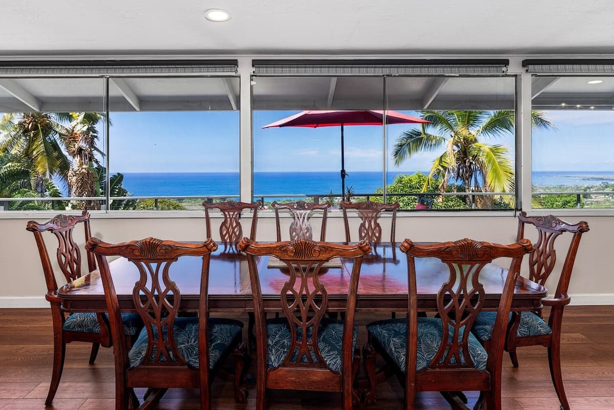 Home in Kailua-Kona · ★4.94 · 4 bedrooms · 5 beds · 3 baths - Photo 3