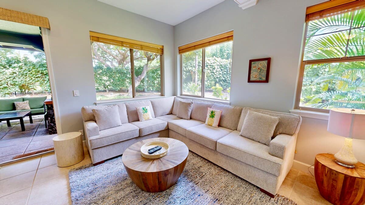 Townhouse in Waimea · ★4.96 · 3 bedrooms · 5 beds · 2.5 private baths - Photo 2
