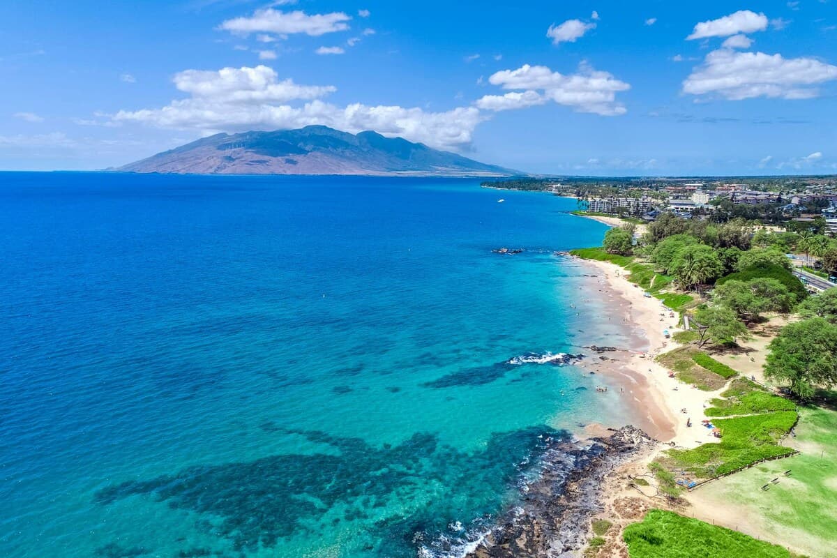 Condo in Kihei · ★4.28 · 2 bedrooms · 3 beds · 2 shared baths - Photo 4