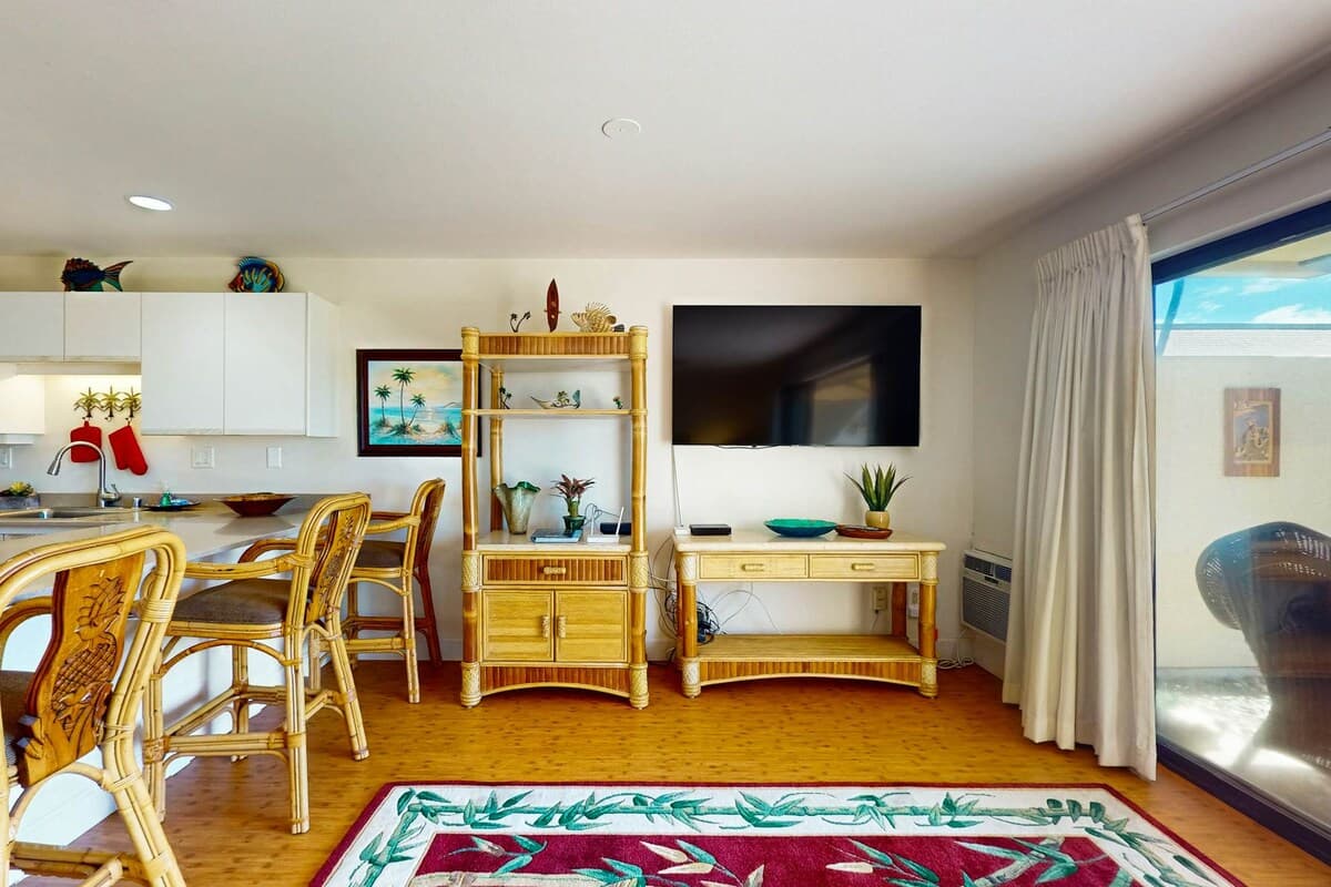 Condo in Kihei · ★4.28 · 2 bedrooms · 3 beds · 2 shared baths - Photo 5