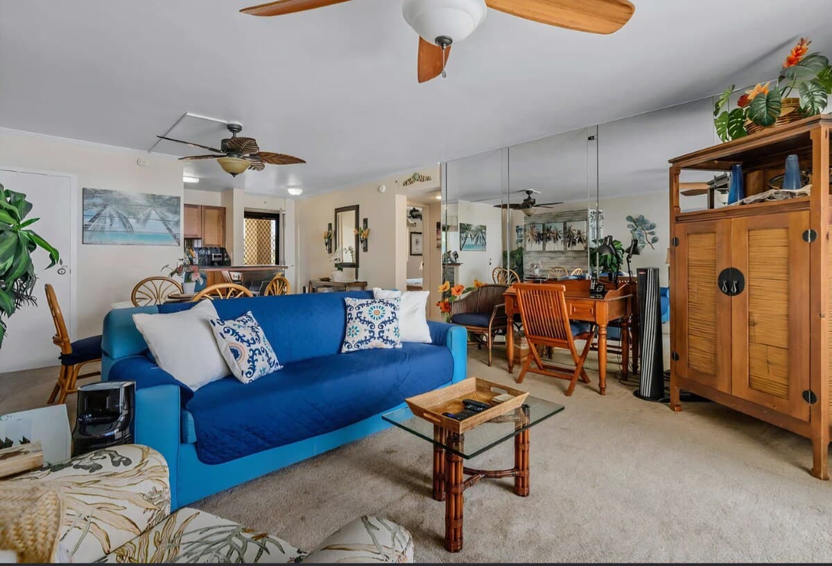 Condo in Lahaina · ★4.95 · 1 bedroom · 2 beds · 1 bath - Photo 3