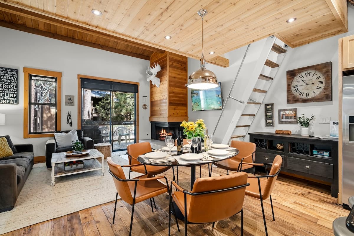 Cozy Townhome Near Northstar w/ Hot Tub & Loft - Photo 1