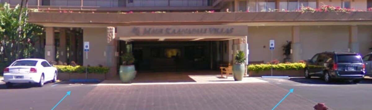 Steps to Kaanapali Beach, garden studio, king bed - Photo 1