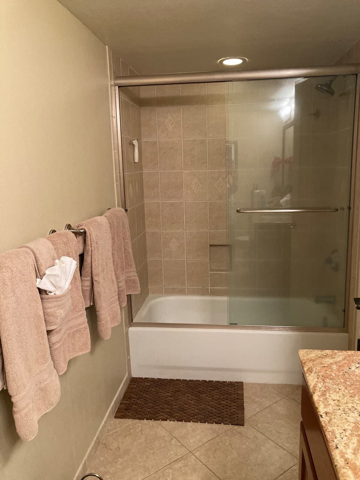Condo in Waimea · ★4.83 · 2 bedrooms · 2 beds · 2 baths - Photo 1
