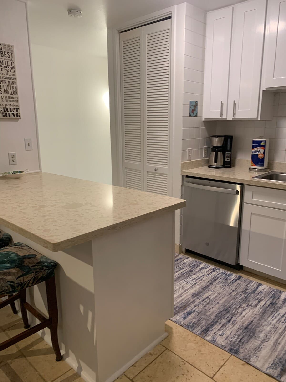 Condo in Kahuku · ★4.84 · 1 bedroom · 2 beds · 1 private bath - Photo 4