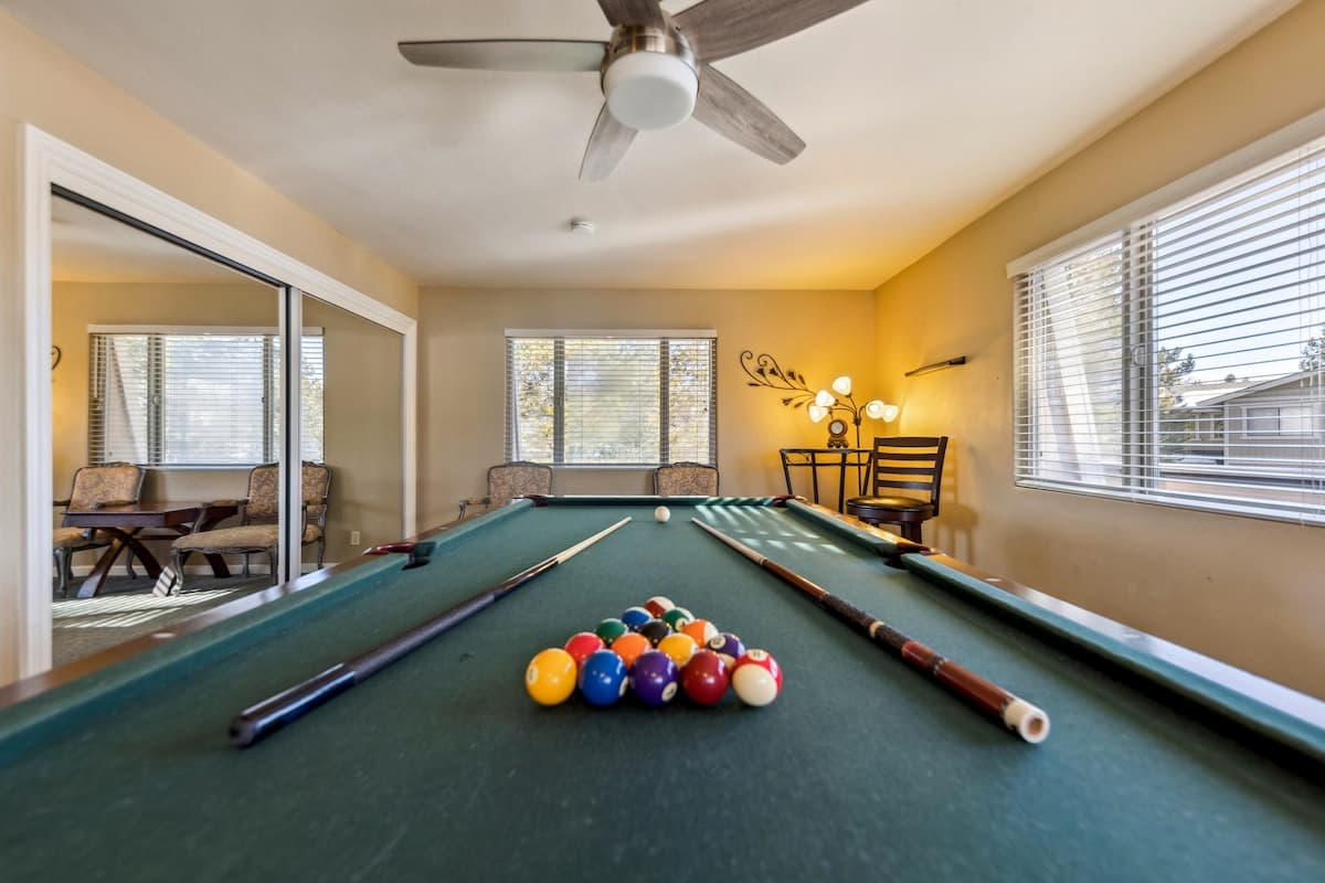 Rooftop Deck & Pool Table, Walk to Lake Tahoe - Photo 2