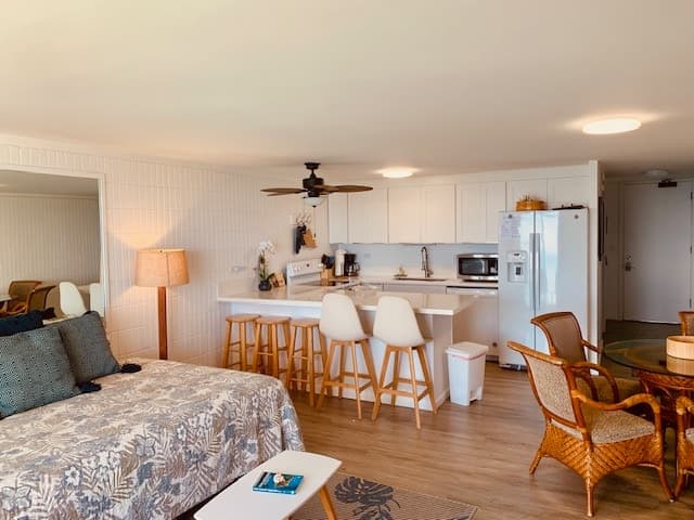 Condo in Hauula · ★4.77 · 1 bedroom · 2 beds · 1 private bath - Photo 4