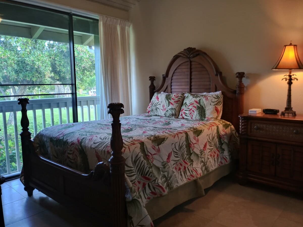Condo in Kahuku · ★4.96 · 2 bedrooms · 3 beds · 1 private bath - Photo 1