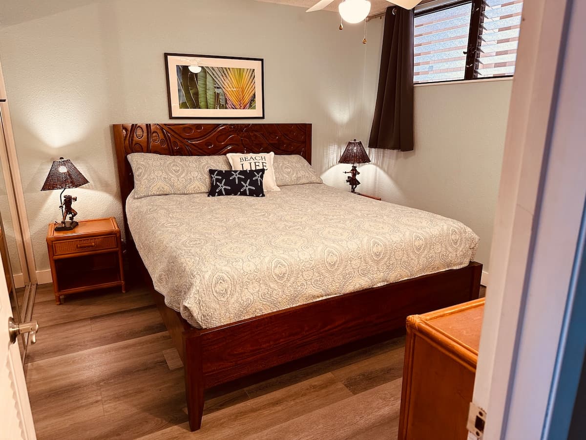 Condo in Kailua-Kona · ★4.95 · 1 bedroom · 1 bed · 1 bath - Photo 4