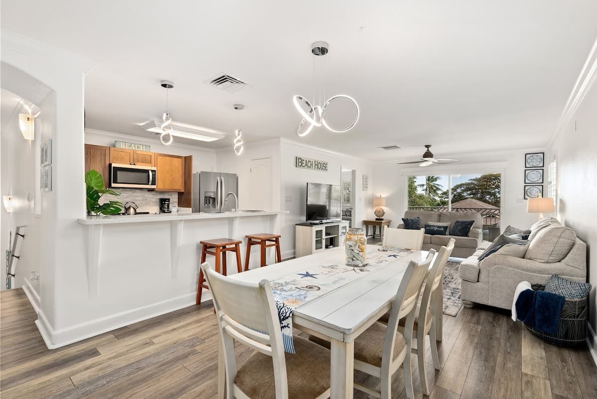 Condo in Kapolei · ★4.83 · 3 bedrooms · 5 beds · 2 private baths - Photo 2