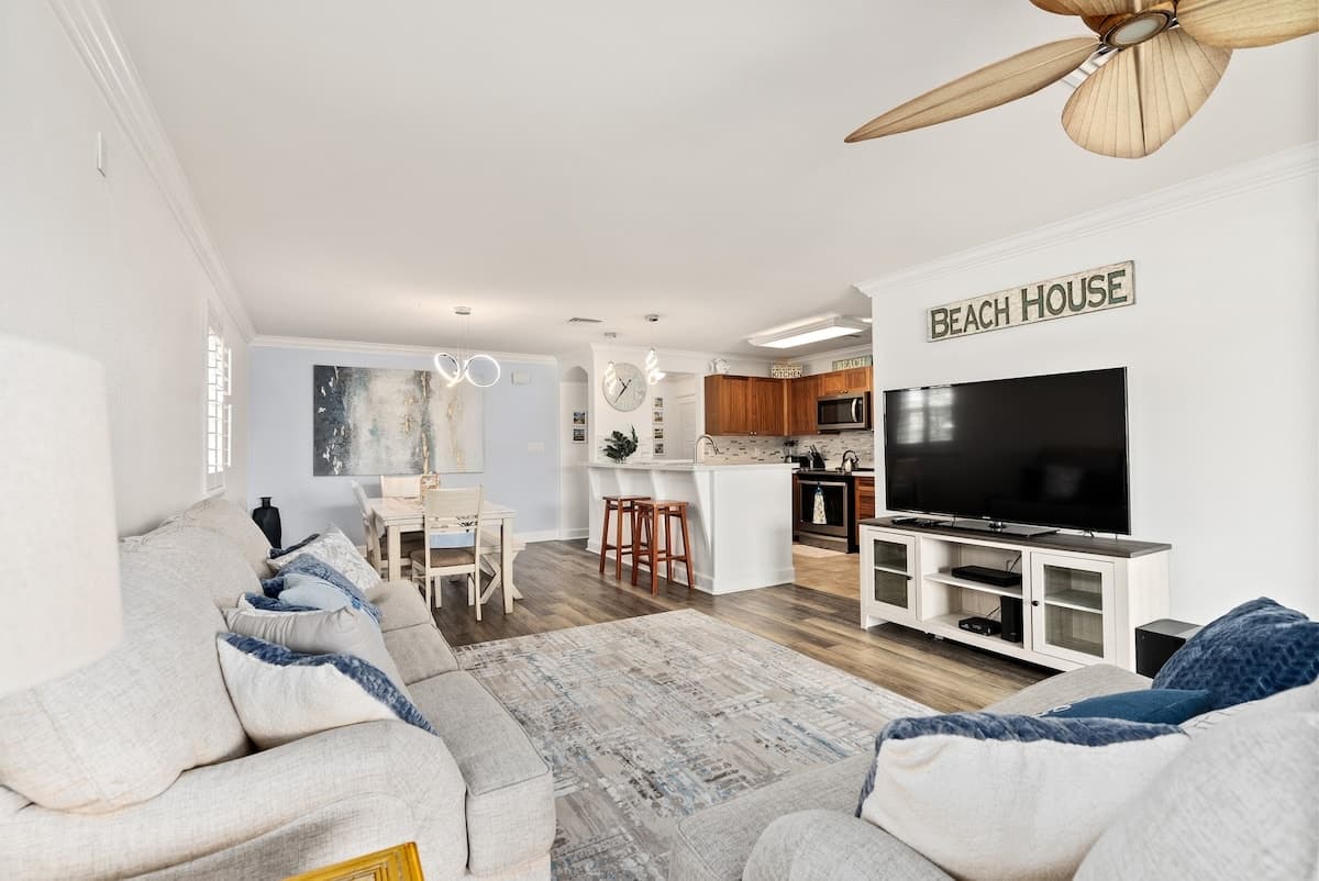 Condo in Kapolei · ★4.83 · 3 bedrooms · 5 beds · 2 private baths - Photo 4