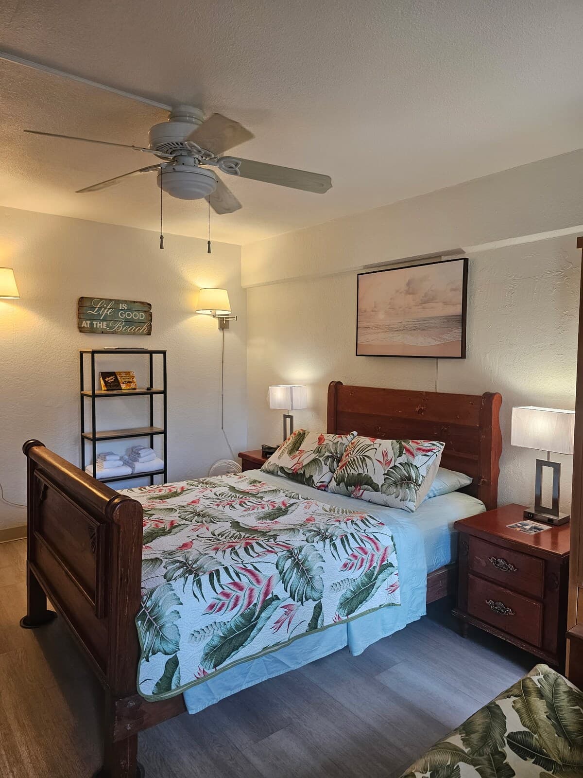 Studio apartment walking distance from the beach - Photo 1