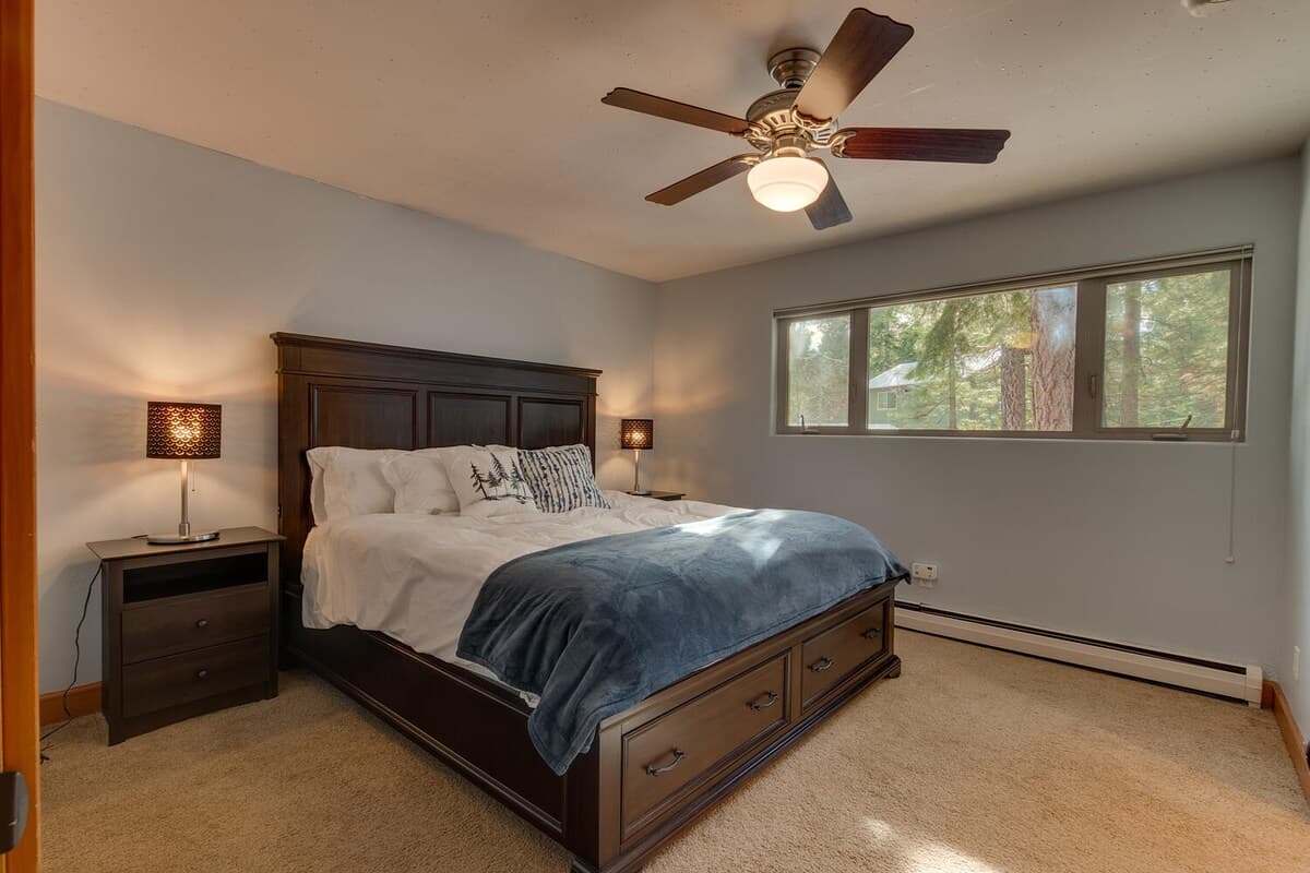 Cozy Tahoe Retreat, Hot Tub, Theater & Arcade - Photo 3