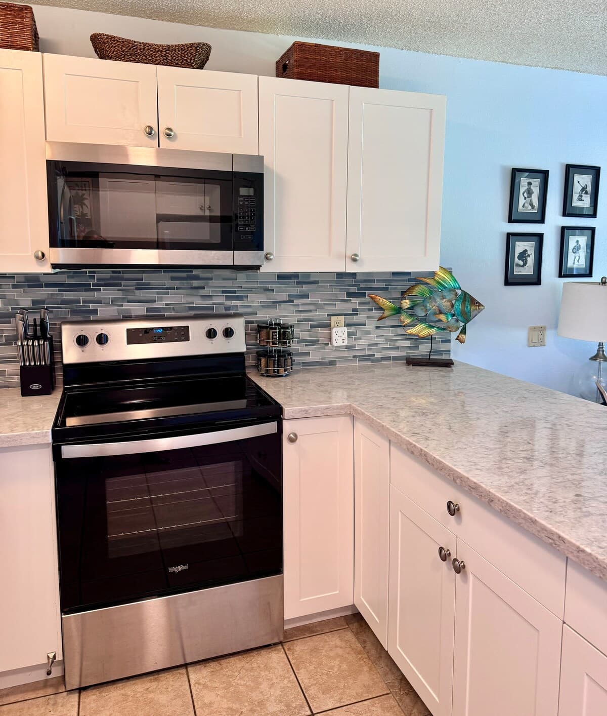 Condo in Kailua-Kona · ★4.94 · 1 bedroom · 2 beds · 1 bath - Photo 5