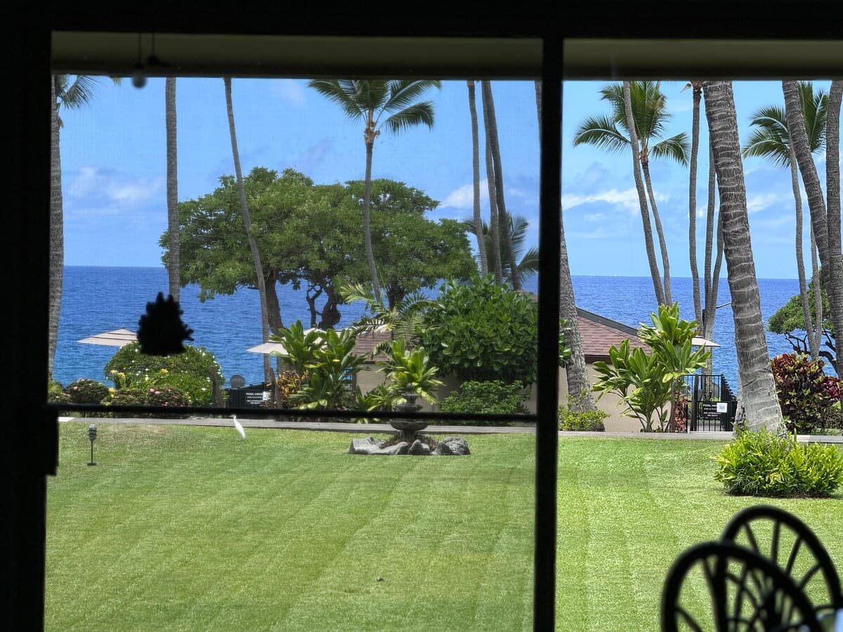 Condo in Kailua-Kona · ★4.94 · 1 bedroom · 2 beds · 1 bath - Photo 3