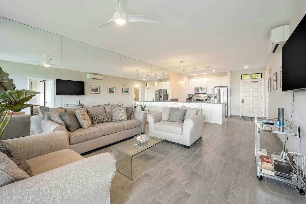 Condo in Wailea · ★4.83 · 2 bedrooms · 2 beds · 2 shared baths - Photo 2