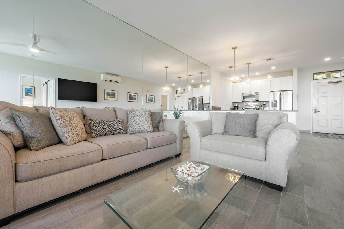 Condo in Wailea · ★4.83 · 2 bedrooms · 2 beds · 2 shared baths - Photo 5