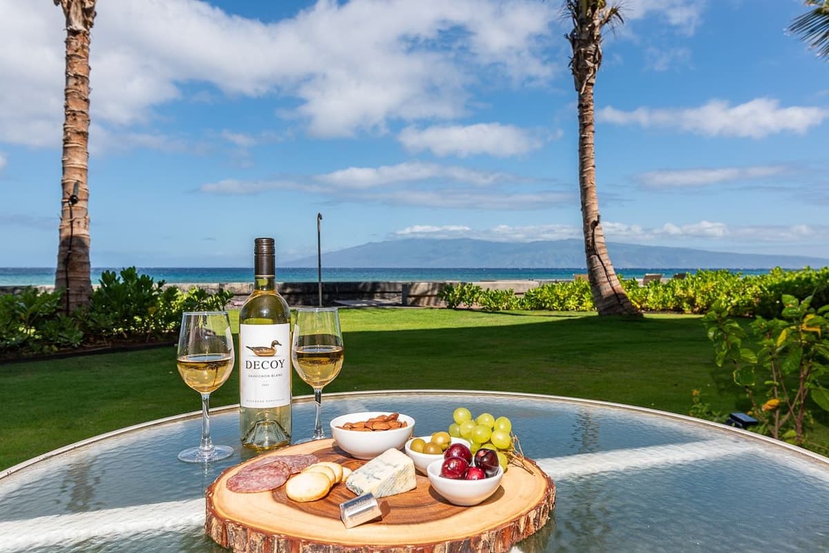Condo in Lahaina · ★4.81 · 1 bedroom · 1 bed · 1 private bath - Photo 1