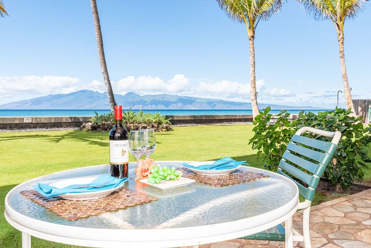 Condo in Lahaina · ★4.88 · 1 bedroom · 1 bed · 1 private bath - Photo 4