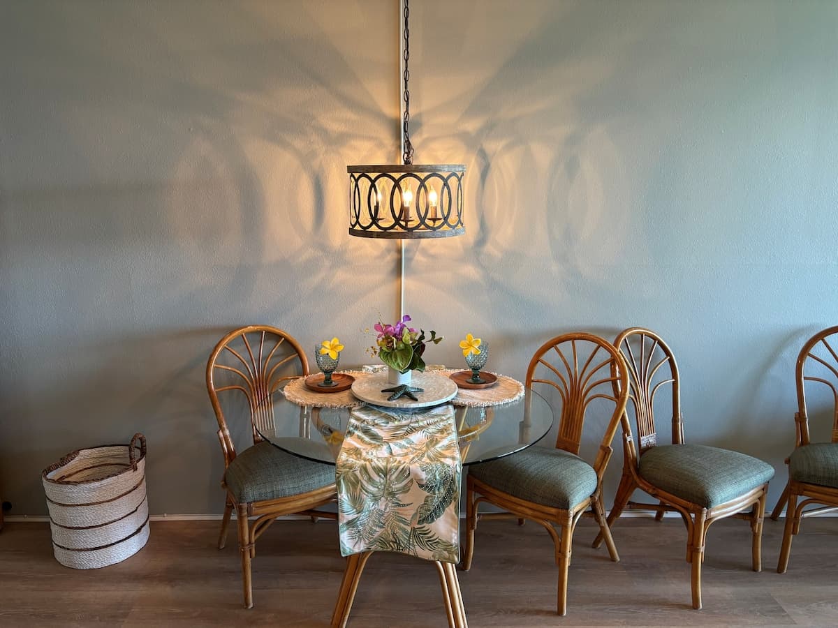Condo in Lahaina · ★4.88 · 1 bedroom · 1 bed · 1 private bath - Photo 5