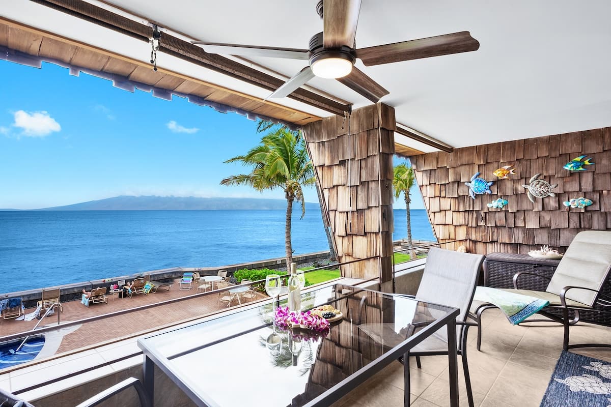 Condo in Lahaina · ★5.0 · 1 bedroom · 3 beds · 1 private bath - Photo 1