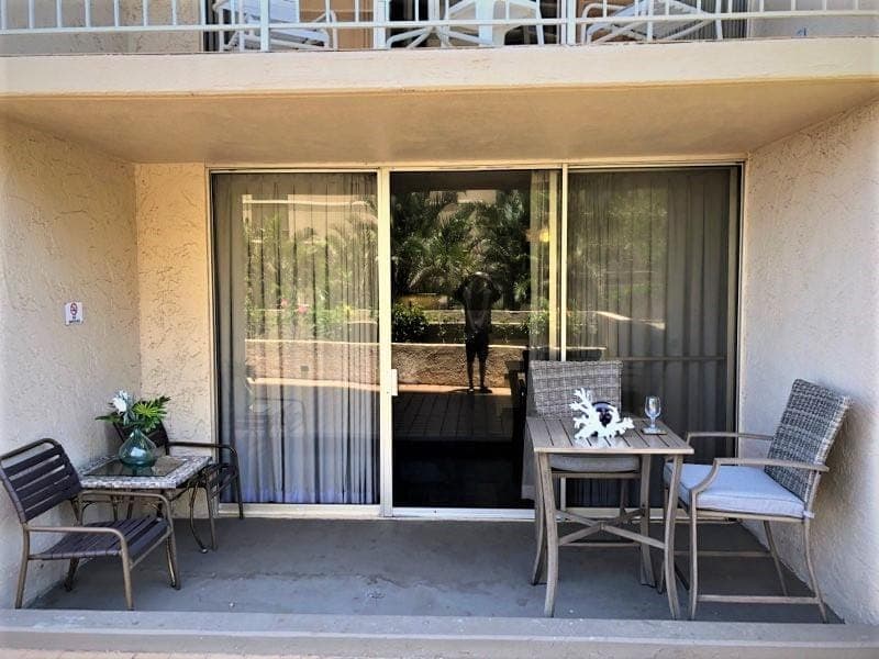 Condo in Lahaina · ★4.74 · 1 bedroom · 1 bed · 1 bath - Photo 3