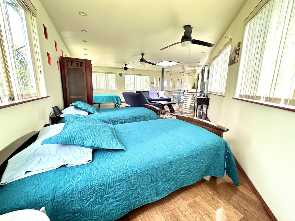 Home in Pahoa · ★4.77 · 1 bedroom · 7 beds · 2 private baths - Photo 1