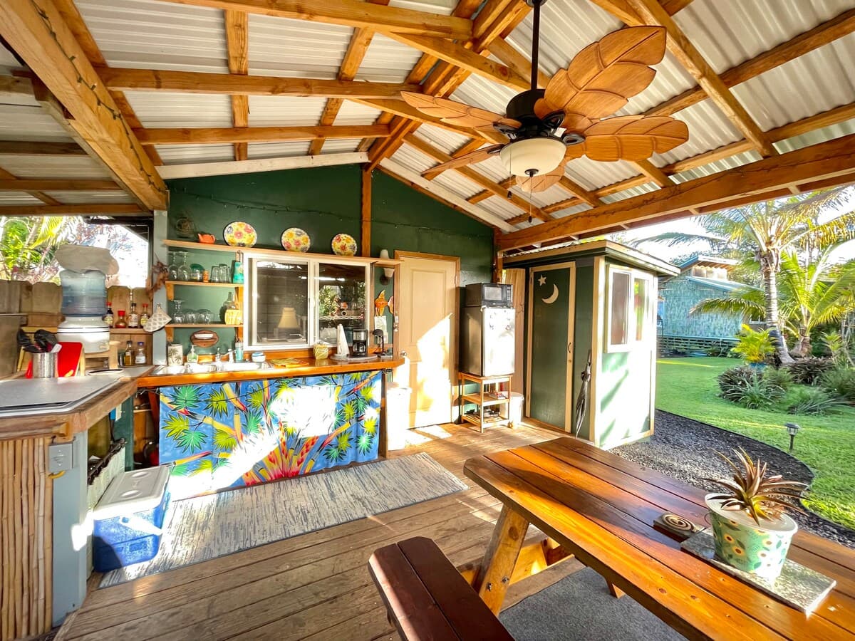 A Tropical Garden Suite - Photo 3